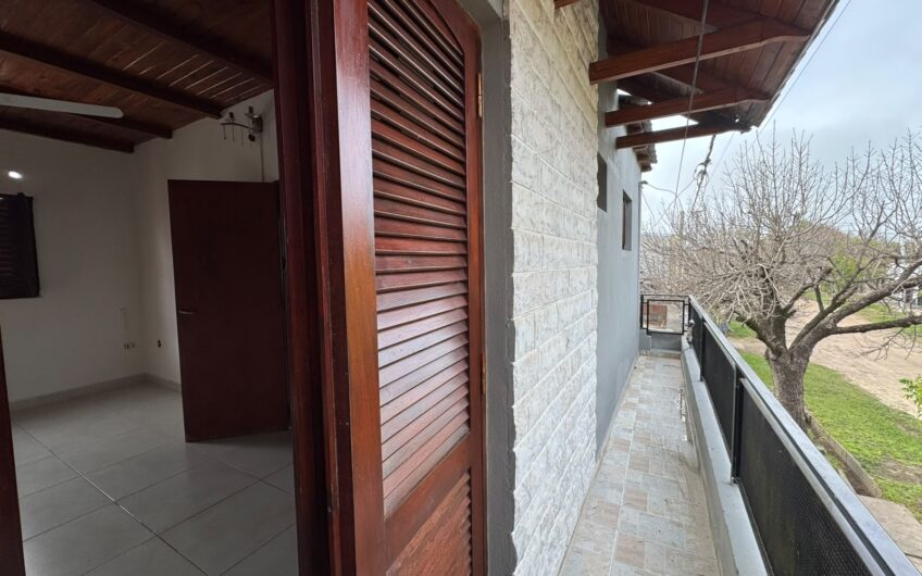 Casa 3 Dormitorios dentro de los Bulevares – Alquiler