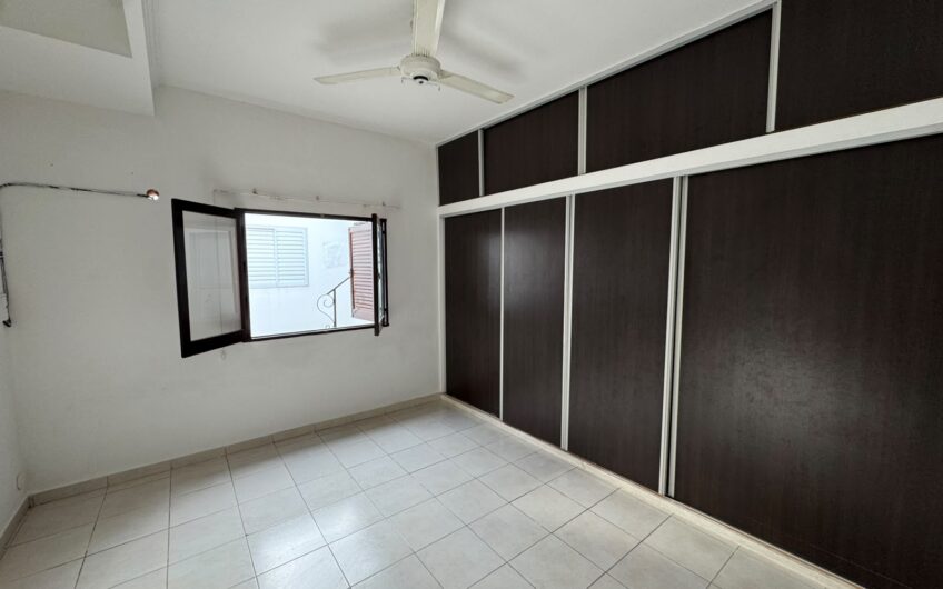 Casa 3 Dormitorios dentro de los Bulevares – Alquiler