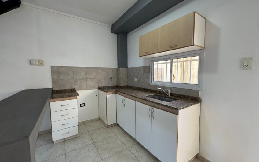 Departamento Un Dormitorio dentro de los Bvs c/ Cochera – Alquiler