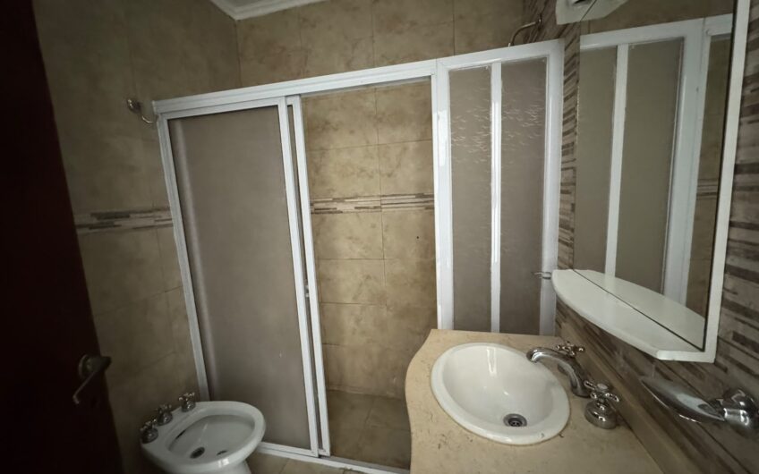 Casa 3 Dormitorios dentro de los Bulevares – Alquiler