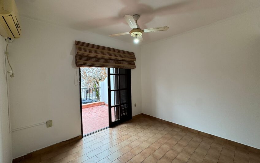 Casa 3 Dormitorios dentro de los Bulevares – Alquiler