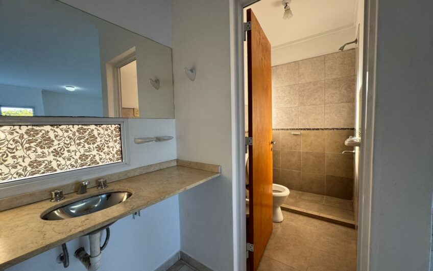 Departamento Un Dormitorio dentro de los Bvs c/ Cochera – Alquiler