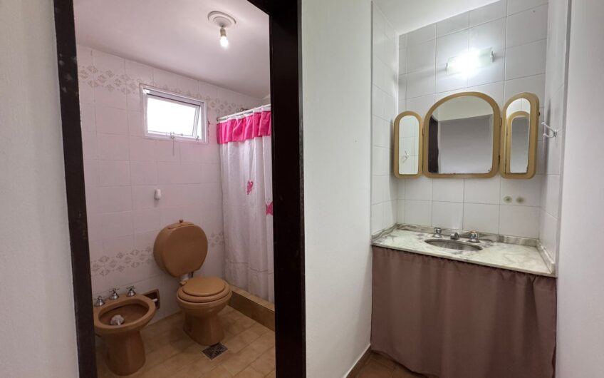 Casa 3 Dormitorios dentro de los Bulevares – Alquiler