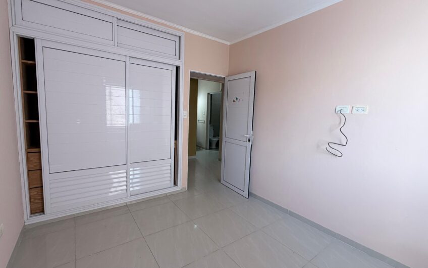 Dúplex 3 Dormitorios dentro de los Bvs c/Cochera – Alquiler