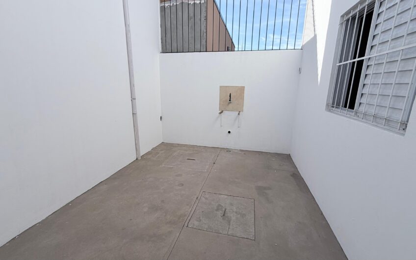 Casa Un Dormitorio con Cochera – Alquiler