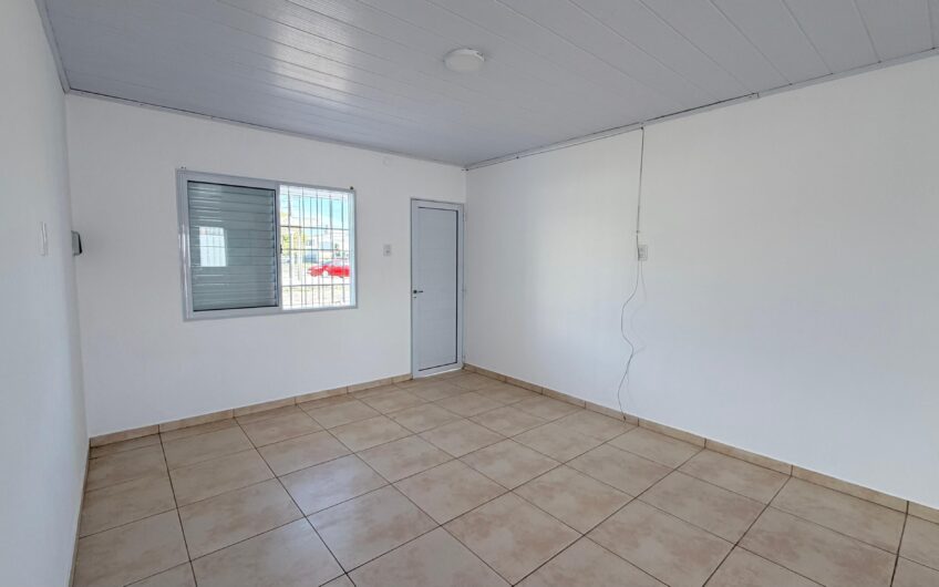 Casa Un Dormitorio con Cochera – Alquiler
