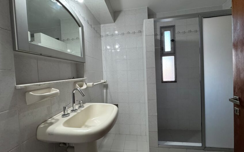 Departamento 2 Dormitorios en Edificio Alal c/Cochera – Alquiler