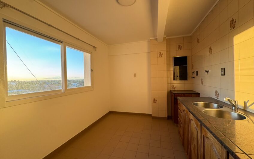 Departamento 2 Dormitorios en Edificio Alal c/Cochera – Alquiler