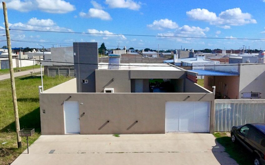 Casa Un Dormitorio Amplia en loteo Las Lilas – Alquiler