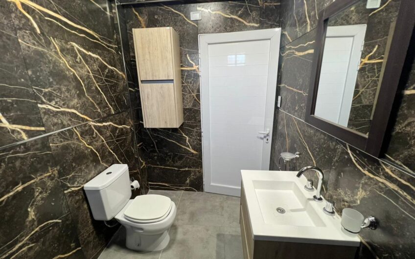 Casa Un Dormitorio Amplia en loteo Las Lilas – Alquiler
