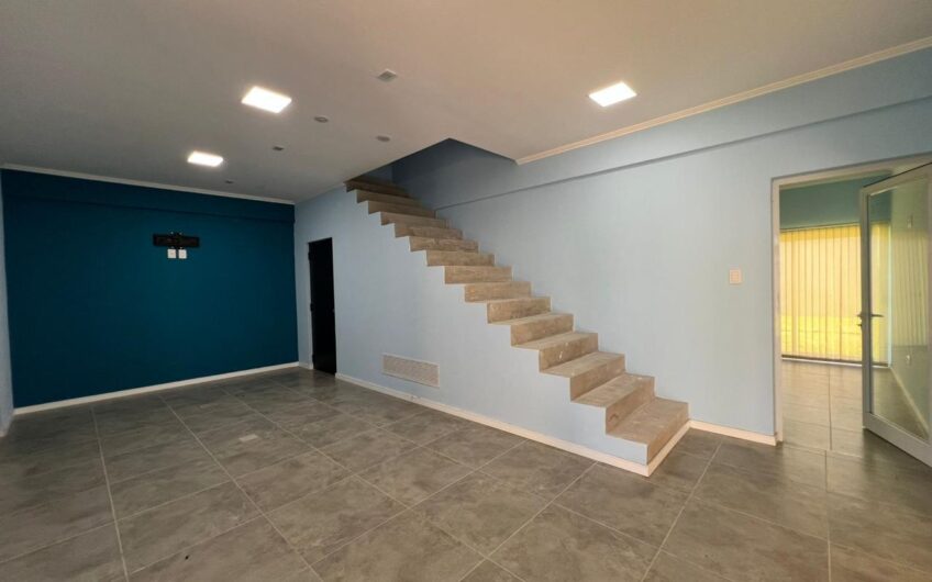 Casa Un Dormitorio Amplia en loteo Las Lilas – Alquiler