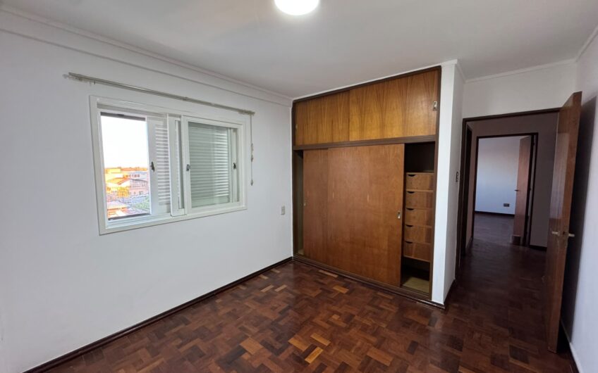 Departamento 2 Dormitorios en Edificio Alal c/Cochera – Alquiler