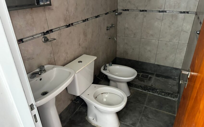 Departamento Un Dormitorio en barrio América c/A/A