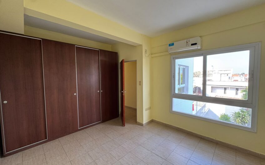 Dpto Céntrico Semi Amoblado de 2 Dormitorios – Alquiler